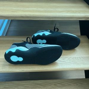 Nike Renew Elevate 2 size 11 brand new never worn Wolf Grey Light Dew -